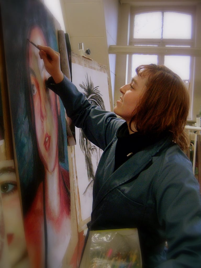 woman painting
